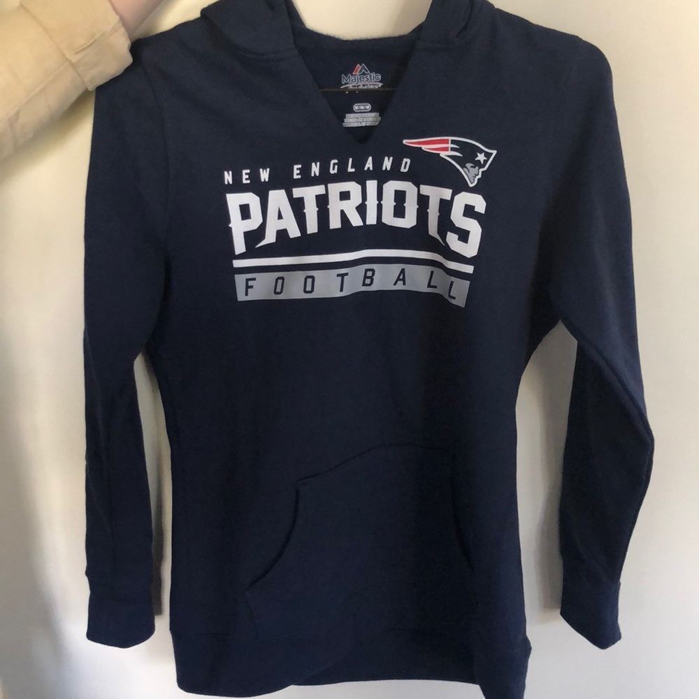 Size M NE Patriots hoodie
